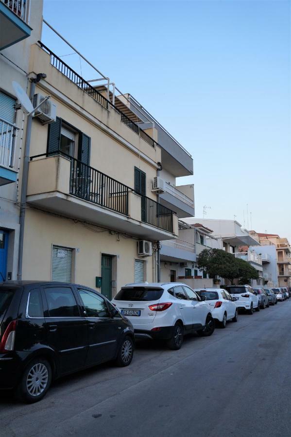 La Rò-tonda apartment Marina di Ragusa Exterior foto